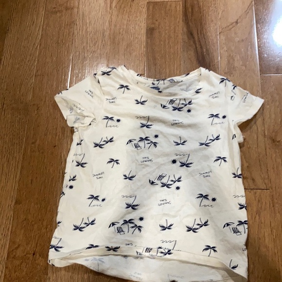 Old Navy Other - Old Navy Graphic Tee